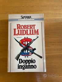 Robert Ludlum Doppio inganno
