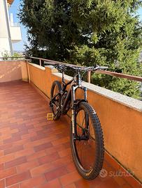 Mtb elettrica full suspension