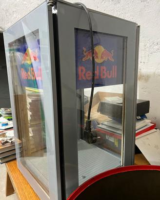 Frigo Red Bull da Banco