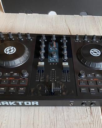 Native Instruments Traktor S2 MK1 buone condizioni