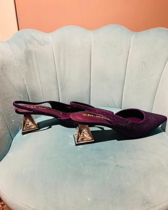 Kat Maconie decollete