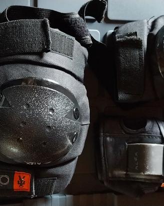 Set protezioni bicicletta - pattini bambini