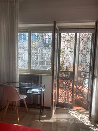 Ultima camera in Attico Arredato - Via La Marmora