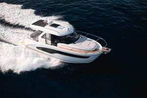 BENETEAU ANTARES 9 + 2x SUZUKI DF200 APX