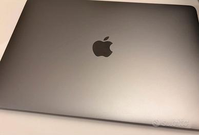 MacBook Pro 13” 2018, i5, 8 GB RAM, 256 GB