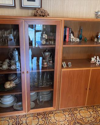 credenza a giorno con vetrina