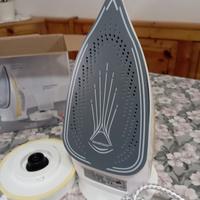 ferro da stiro a vapore