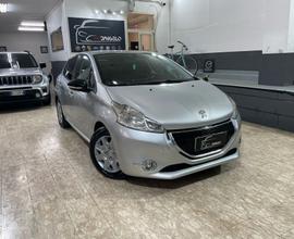 Peugeot 208 1.4 HDi 68 CV 5 porte Allure