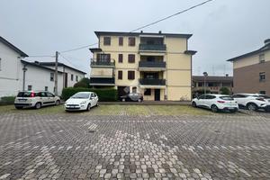 3 LOCALI A CASTELNOVO DI SOTTO