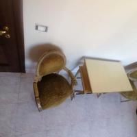 arredamento vintage – Specchio, tavolino e 2 poltr