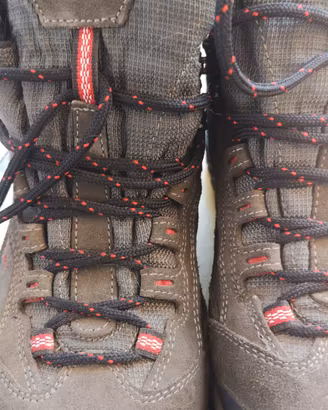 scarponcini La Sportiva Trekking