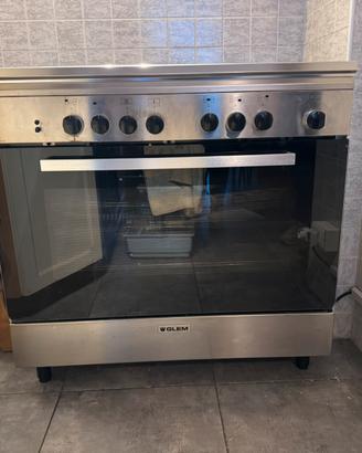Forno elettrico con fuochi