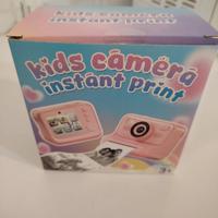 Macchina fotografia istantanea