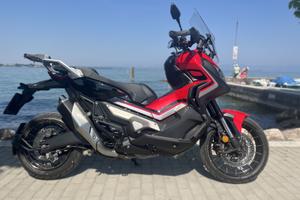 Honda xadv