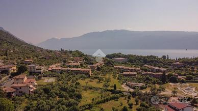 CASA INDIPENDENTE A TOSCOLANO-MADERNO