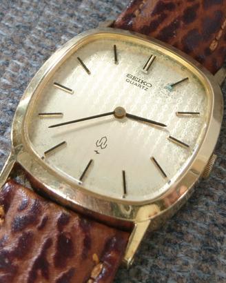 Orologio al quarzo placcato oro Seiko Chariot