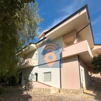 Castelvetrano Appartamento Con Spazio Esterno