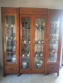 Credenza ciliegio, 3 sezioni, ripiani cristallo