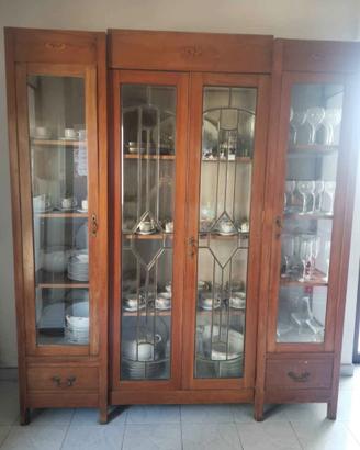 Credenza ciliegio, 3 sezioni, ripiani cristallo