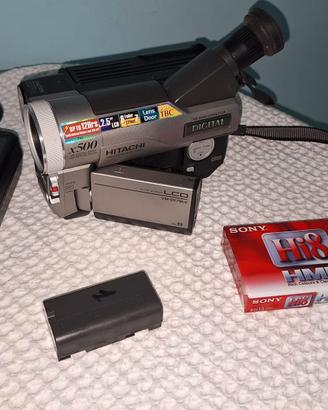 Videocamera Hitachi VM-E578LE