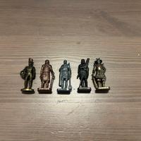 Sorpresine kinder Metallfiguren soldatini