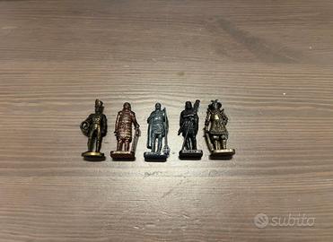 Sorpresine kinder Metallfiguren soldatini