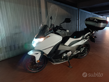 Honda integra 750S 2019