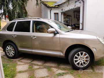 PORSCHE CAYENNE 3.2