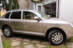 PORSCHE CAYENNE 3.2