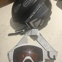 Casco piu occhiali da sci