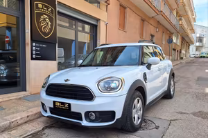 Mini Cooper Countryman 1.5 One D Hype