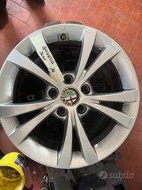 Cerchi lega Alfa Romeo