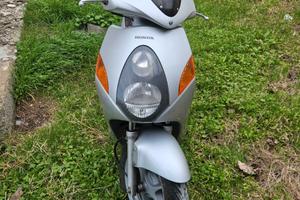 Honda 150 - 2000
