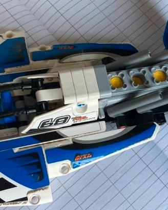 Lego Technic 42045 - Idroplano