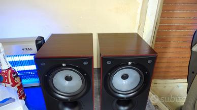 kef q 150 diffusori da stand leggere x favore 