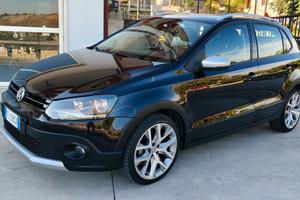 Volkswagen Polo CROSS 1.4 TDI 90 CV DSG