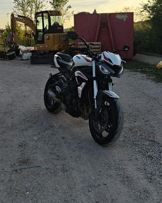 Triumph street triple s A2 2021