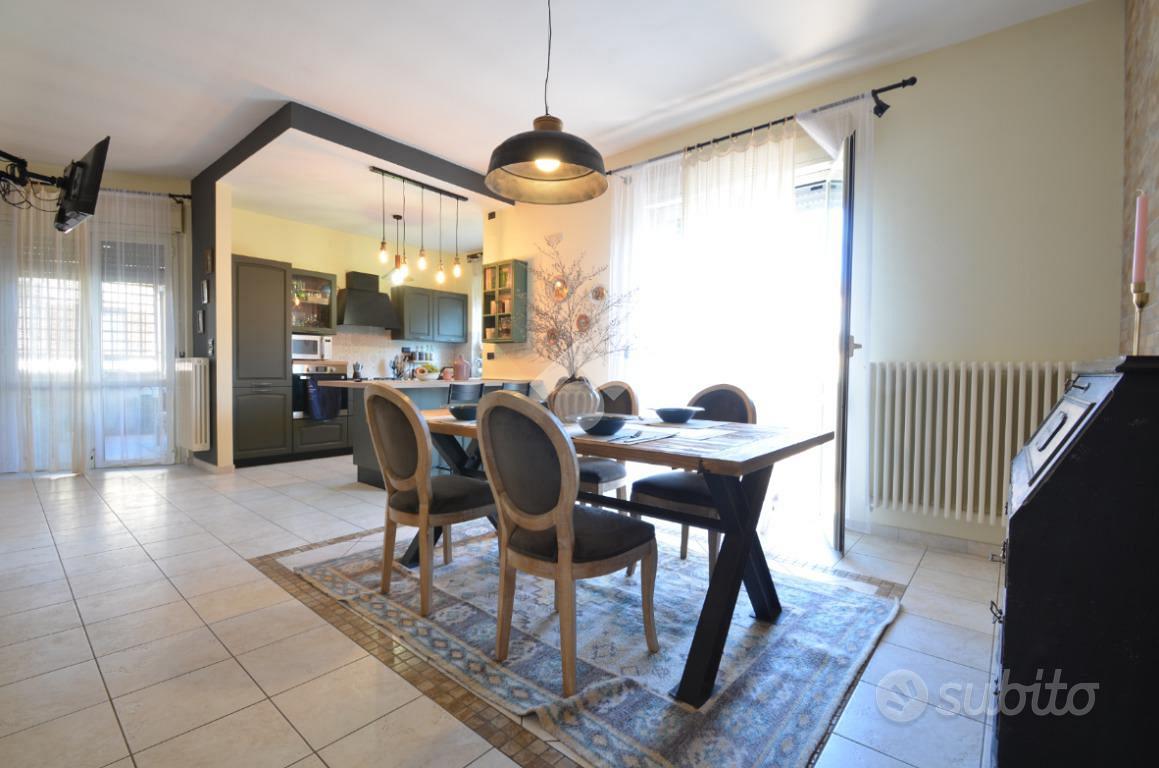Apartment in Città Sant'Angelo, San Martino Bassa - Vista 2