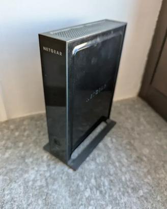 Router Netgear WNR2000