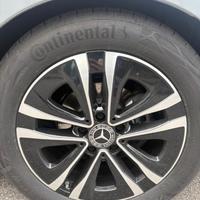 Cerchi e gomme Nuovissime per Classe B w247 17’