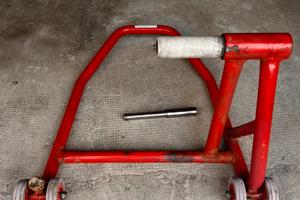 Cavalletto alza moto