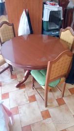 Tavolo rotondo in legno 4 sedie