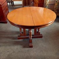 Tavolo rotondo allungabile