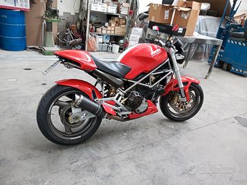 Ducati Monster 900 - 2001