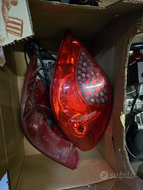 fari posteriori peugeot 207