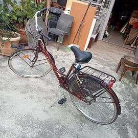 Bicicletta Atala da donna con ruote da 26 pollici