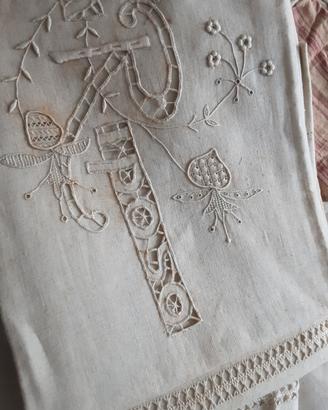 Antiche lenzuola 1800 in lino ricamo pregiato
