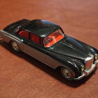  Corgi Toys 224 - Bentley Continental Sport