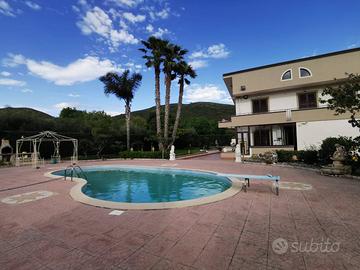 Villa - Bellona