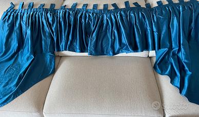 Tende mantovane e federe cuscini in raso di cotone